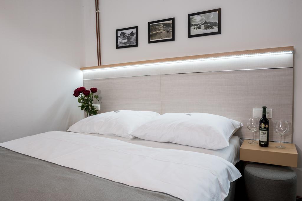 Horsky Hotel Dobra Chata Stachy Buitenkant foto