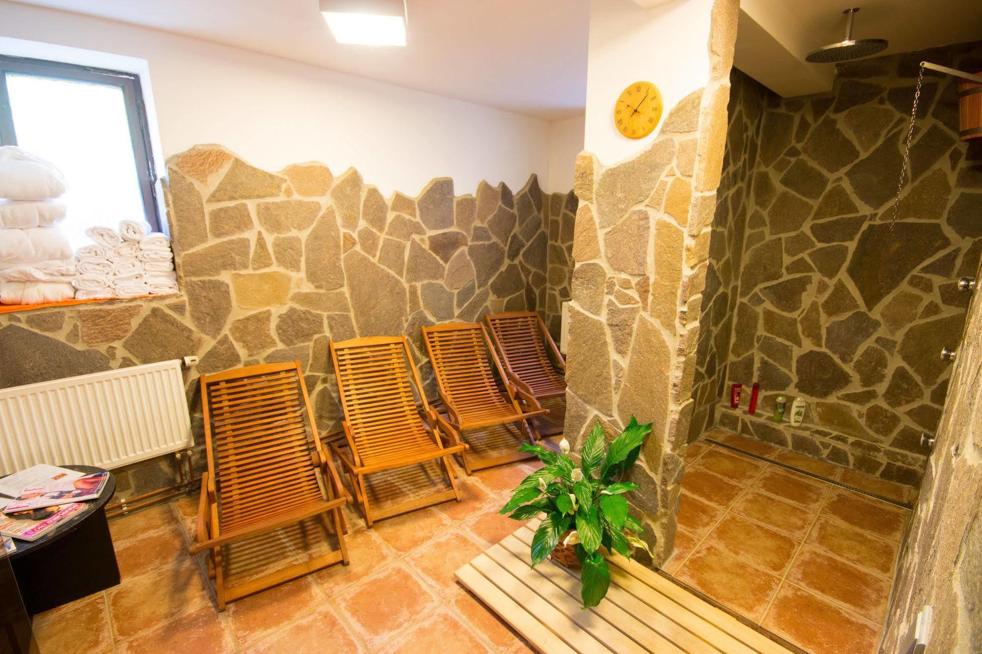 Horsky Hotel Dobra Chata Stachy Buitenkant foto